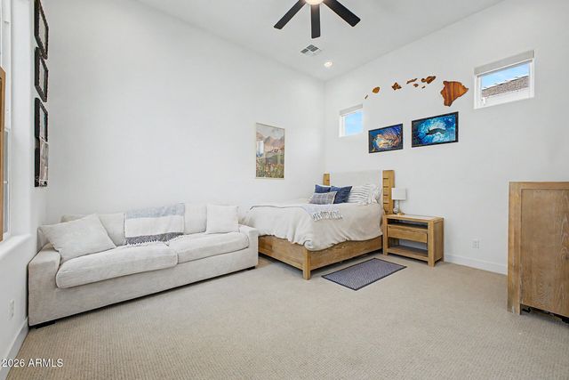 5823 E SANFORD Street, Mesa, AZ 85215