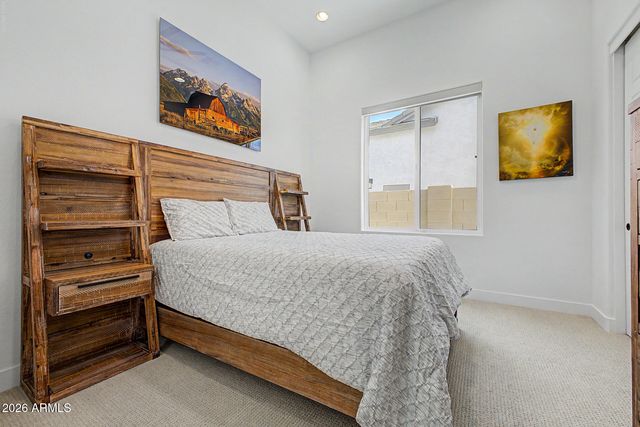 5823 E SANFORD Street, Mesa, AZ 85215