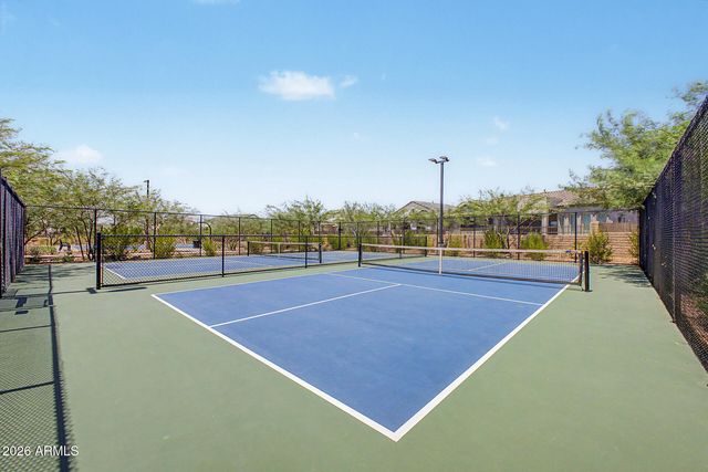 5823 E SANFORD Street, Mesa, AZ 85215