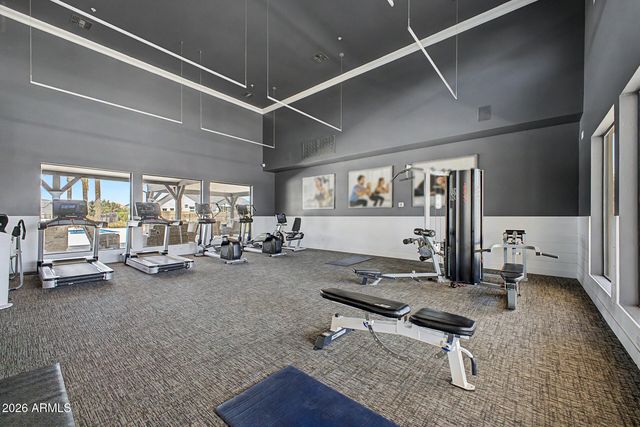 5823 E SANFORD Street, Mesa, AZ 85215
