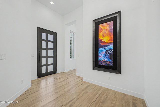 5823 E SANFORD Street, Mesa, AZ 85215