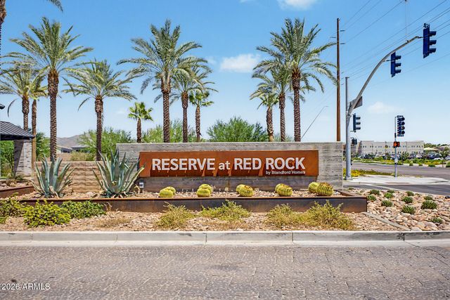 5823 E SANFORD Street, Mesa, AZ 85215