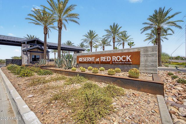 5823 E SANFORD Street, Mesa, AZ 85215