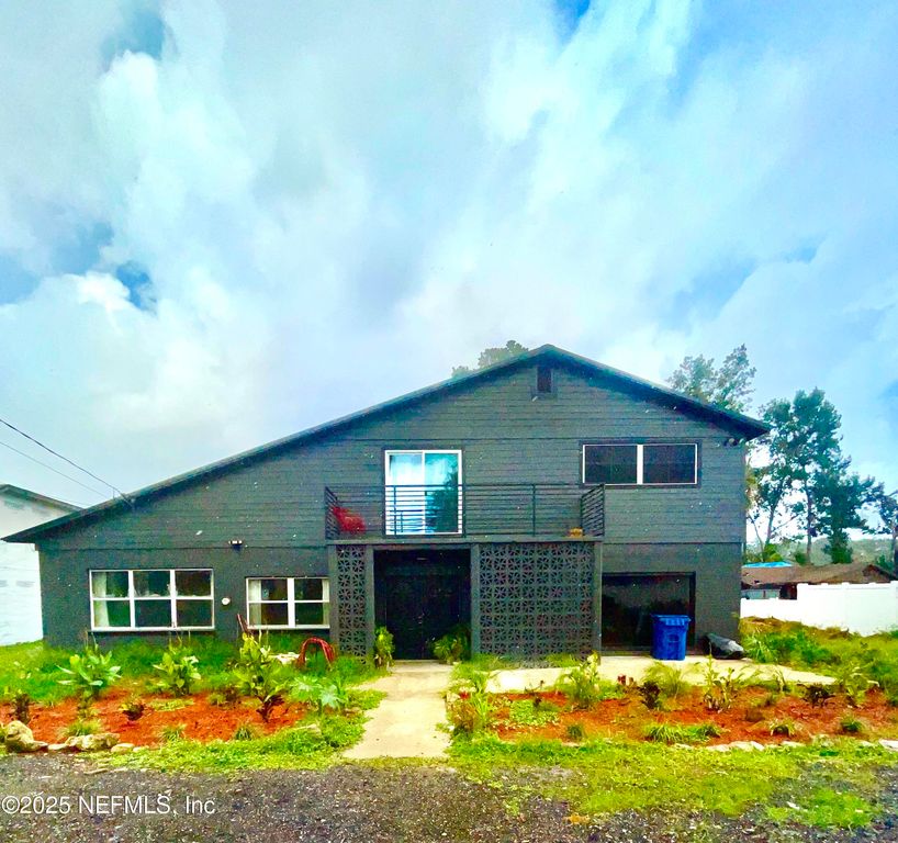 7285 POTTSBURG Drive, Jacksonville, FL 32216