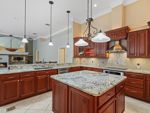 17012 PICKETTS COVE ROAD, Orlando, FL 32820