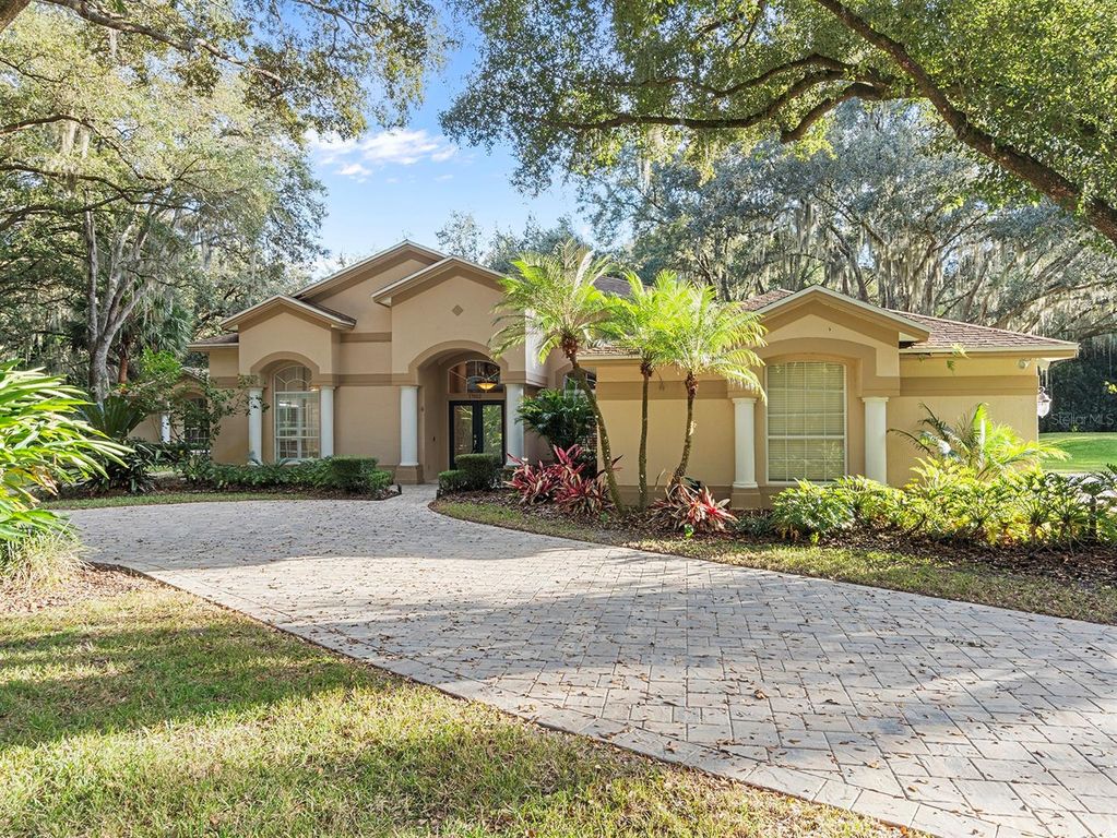 17012 PICKETTS COVE ROAD, Orlando, FL 32820