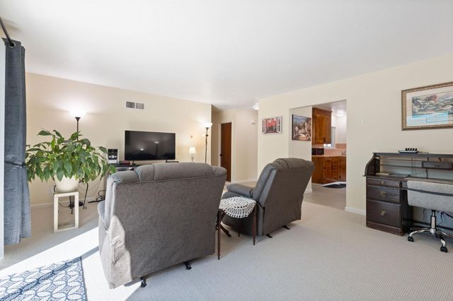 9221 N El Dorado St, Stockton, CA 95210