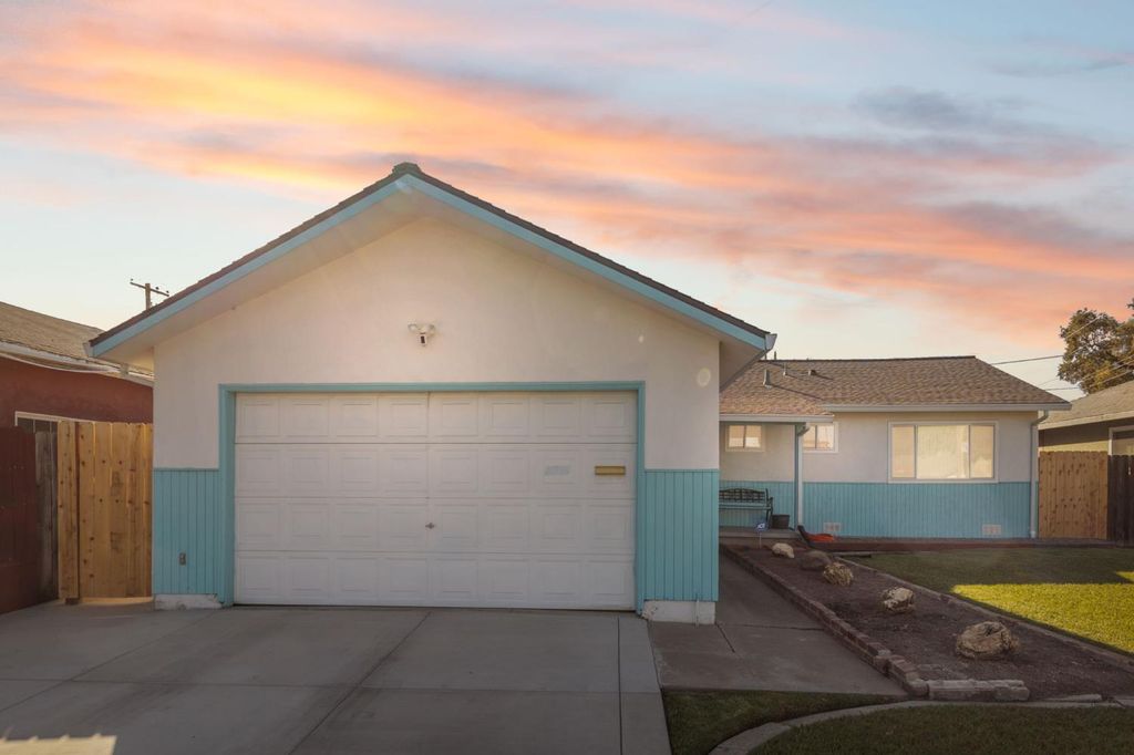 9221 N El Dorado St, Stockton, CA 95210