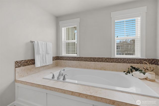 4416 185th Place SE, Bothell, WA 98012
