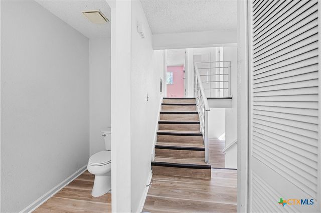 6102 Woodmoor Street, San Antonio, TX 78249