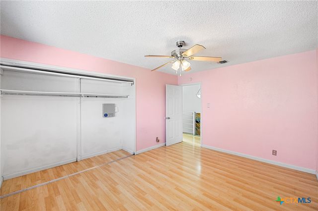 6102 Woodmoor Street, San Antonio, TX 78249