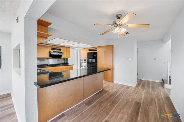 6102 Woodmoor Street, San Antonio, TX 78249