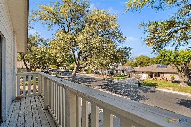 6102 Woodmoor Street, San Antonio, TX 78249