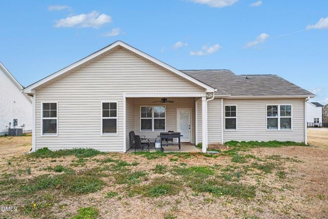 73 Stagwood Drive, Selma, NC 27576