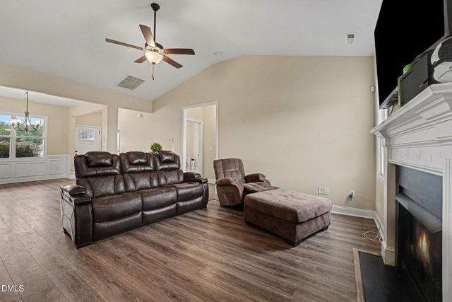 73 Stagwood Drive, Selma, NC 27576