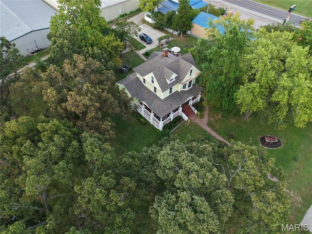 104 W 3rd Street, Dixon, MO 65459