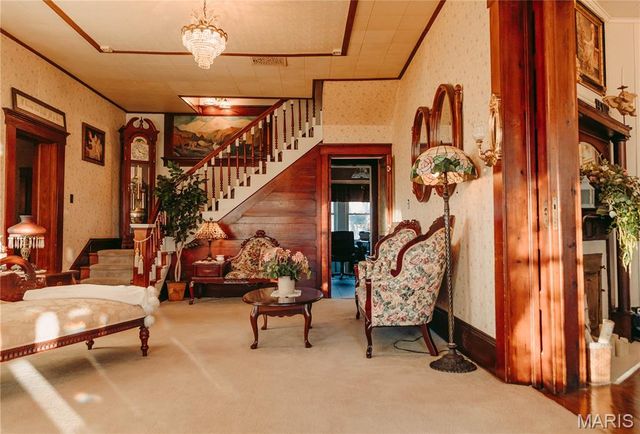 104 W 3rd Street, Dixon, MO 65459