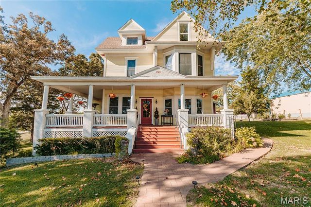 104 W 3rd Street, Dixon, MO 65459