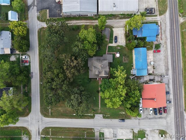 104 W 3rd Street, Dixon, MO 65459