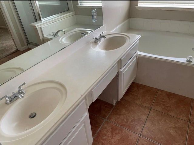 15119 Wimberly Park Drive, Houston, TX 77049