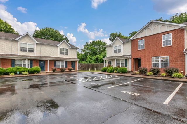 243 Shoshone Pl, Murfreesboro, TN 37128