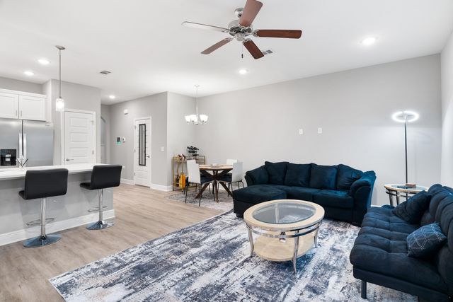 319 Carmel Drive 4, Fort Walton Beach, FL 32547