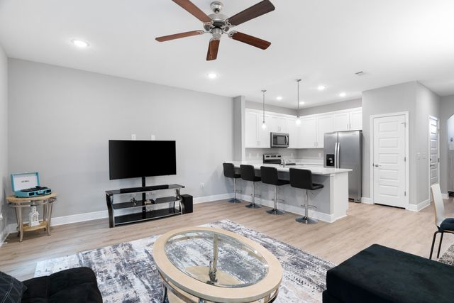 319 Carmel Drive 4, Fort Walton Beach, FL 32547