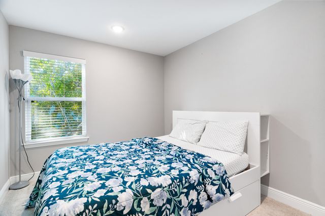 319 Carmel Drive 4, Fort Walton Beach, FL 32547