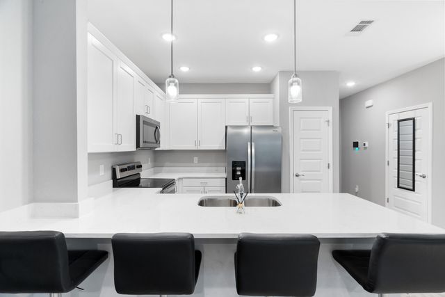 319 Carmel Drive 4, Fort Walton Beach, FL 32547