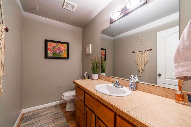 887 Silver Fox Drive, Central Point, OR 97502