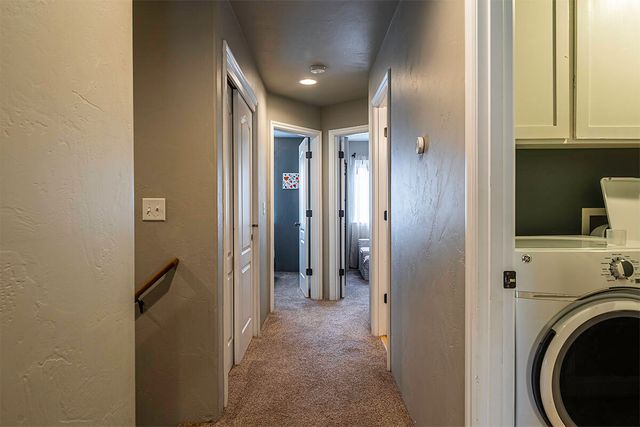 887 Silver Fox Drive, Central Point, OR 97502