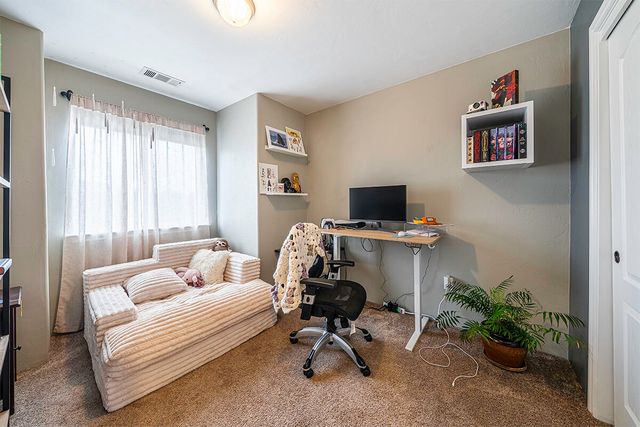 887 Silver Fox Drive, Central Point, OR 97502