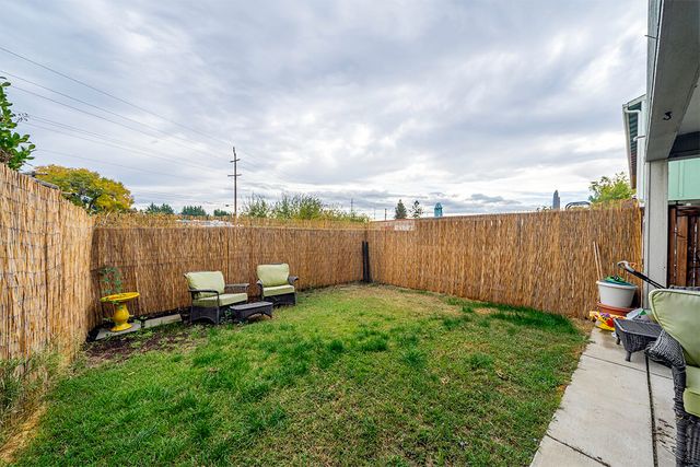 887 Silver Fox Drive, Central Point, OR 97502