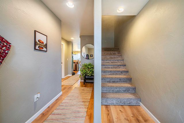 887 Silver Fox Drive, Central Point, OR 97502