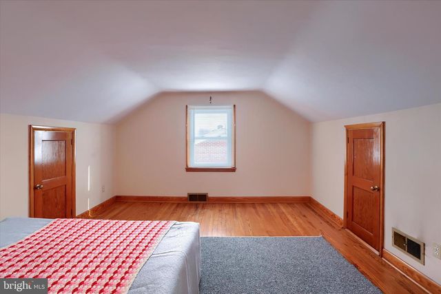 678 LITTLESTOWN RD, Littlestown, PA 17340