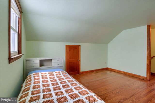 678 LITTLESTOWN RD, Littlestown, PA 17340