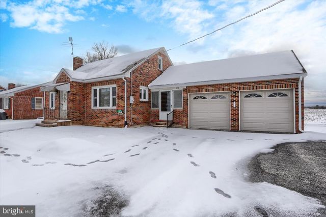 678 LITTLESTOWN RD, Littlestown, PA 17340