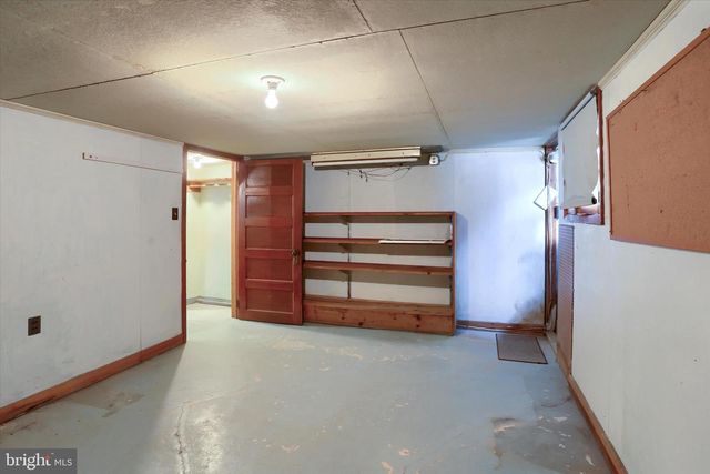 678 LITTLESTOWN RD, Littlestown, PA 17340