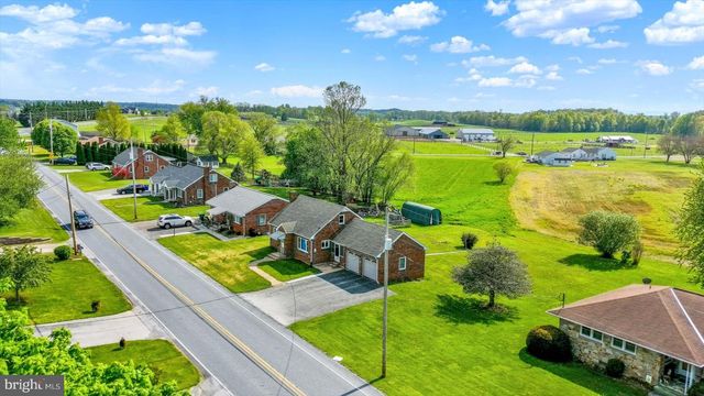 678 LITTLESTOWN RD, Littlestown, PA 17340