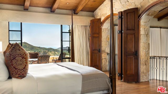 340 N Kanan Dume Road, Malibu, CA 90265