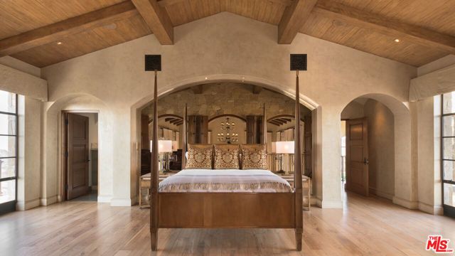 340 N Kanan Dume Road, Malibu, CA 90265