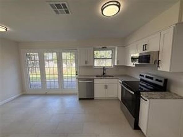 4348 Selkirk Drive W, Fort Worth, TX 76109