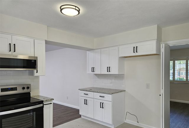 4348 Selkirk Drive W, Fort Worth, TX 76109