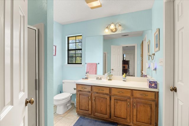 1701 Hitching Post Road, Granbury, TX 76049