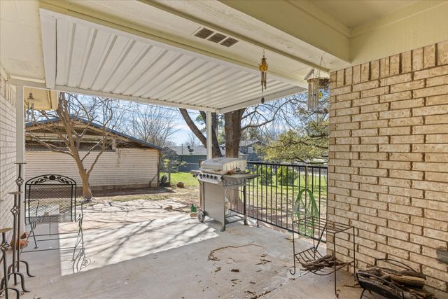 1701 Hitching Post Road, Granbury, TX 76049
