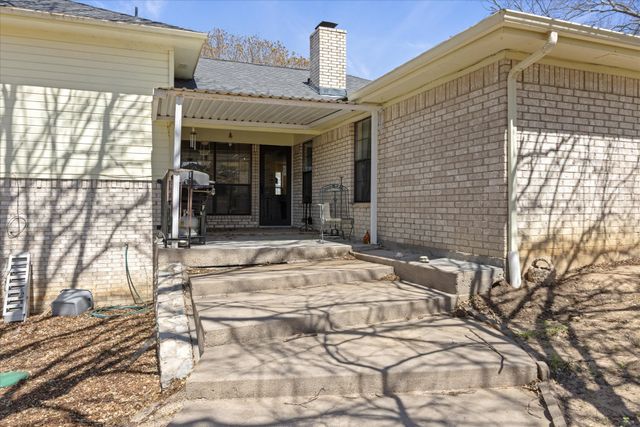 1701 Hitching Post Road, Granbury, TX 76049