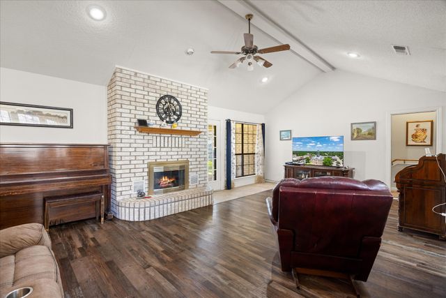 1701 Hitching Post Road, Granbury, TX 76049