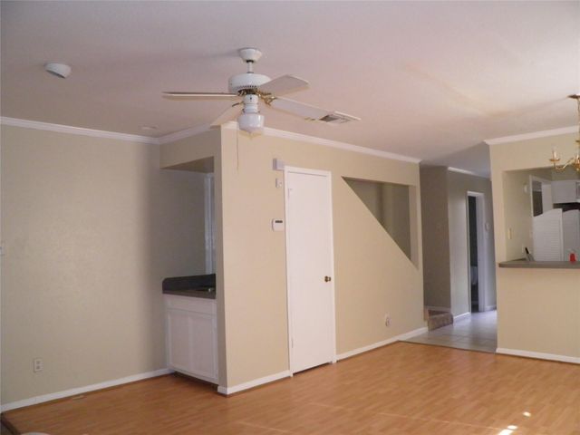 11000 Kinghurst Street 115, Houston, TX 77099