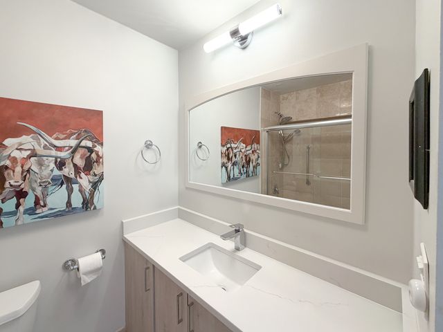 5455 N Sheridan Road 1908, Chicago, IL 60640