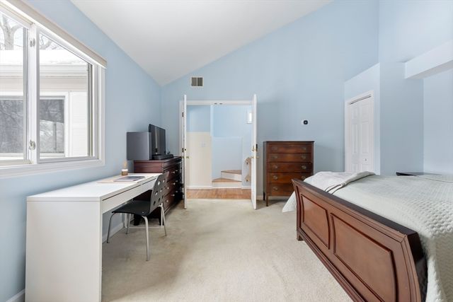 2 Arrowhead Circle 2, Ashland, MA 01721